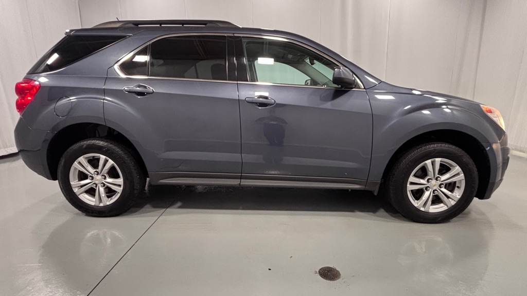 Photo 4 of this CHEVROLET EQUINOX LT