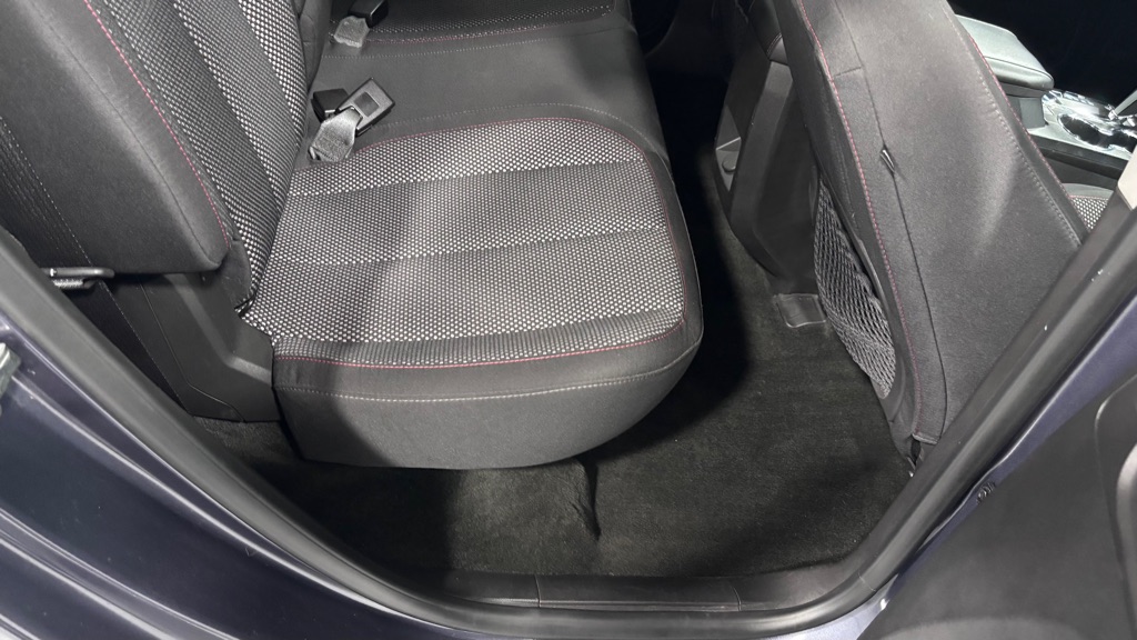 Photo 25 of this CHEVROLET EQUINOX LT
