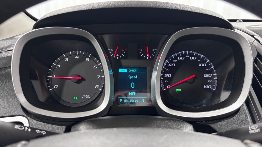 Photo 14 of this CHEVROLET EQUINOX LT