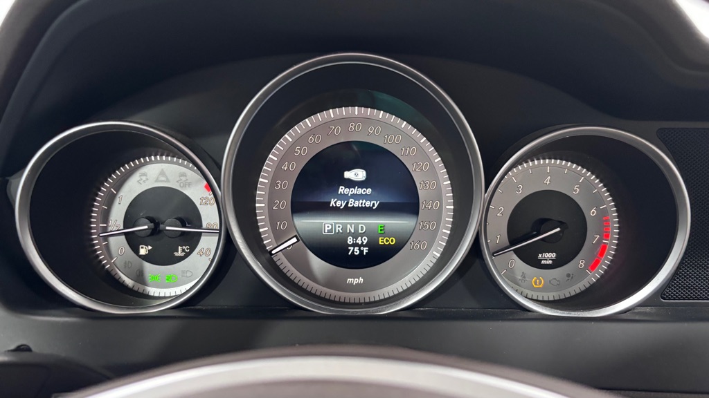 Photo 14 of this MERCEDES-BENZ C-300 4MATIC