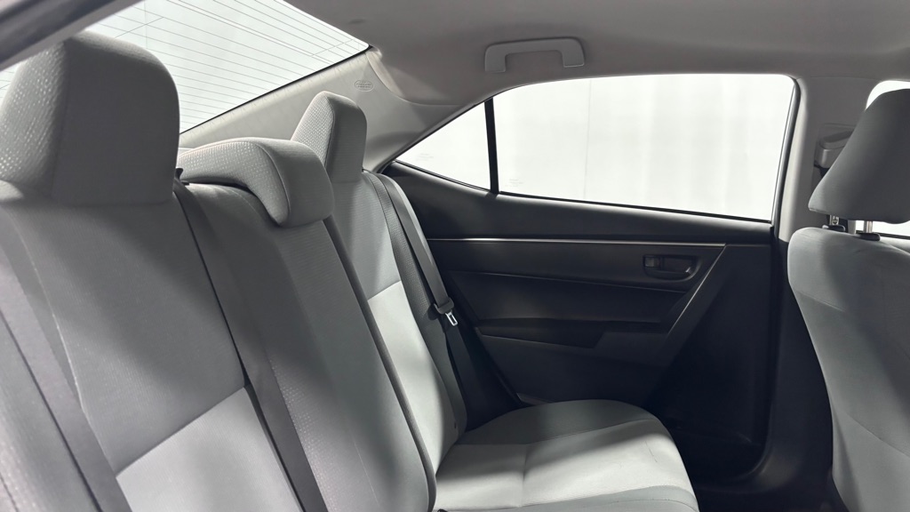 Photo 24 of this TOYOTA COROLLA L