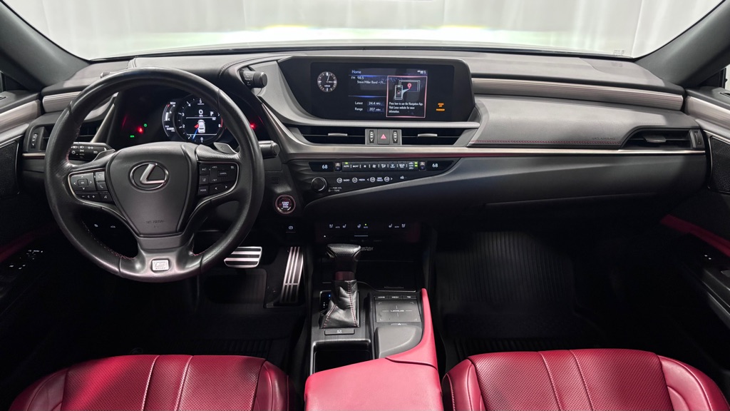 Photo 10 of this LEXUS ES 350 F SPORT