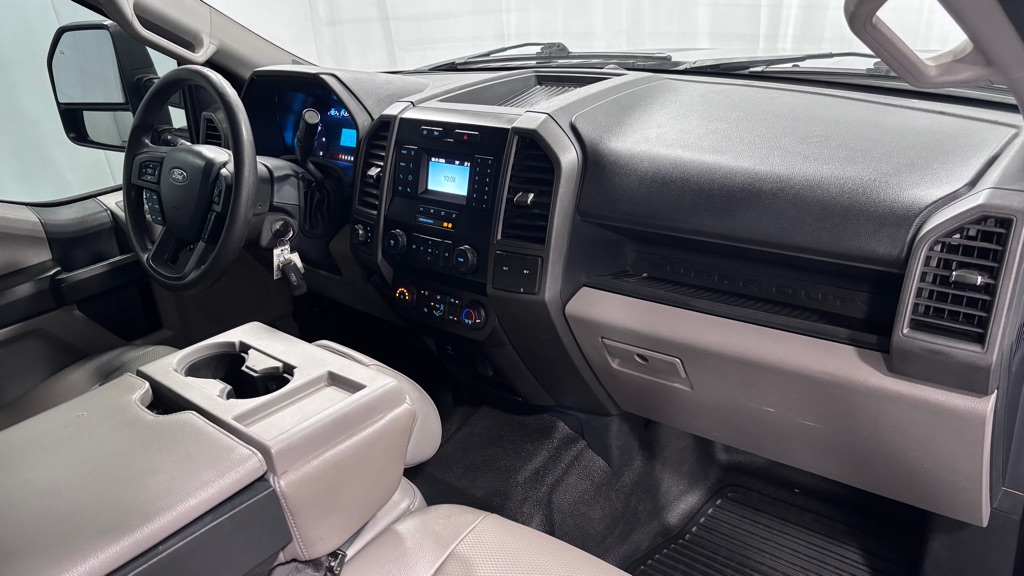 Photo 18 of this FORD F250 SUPER DUTY