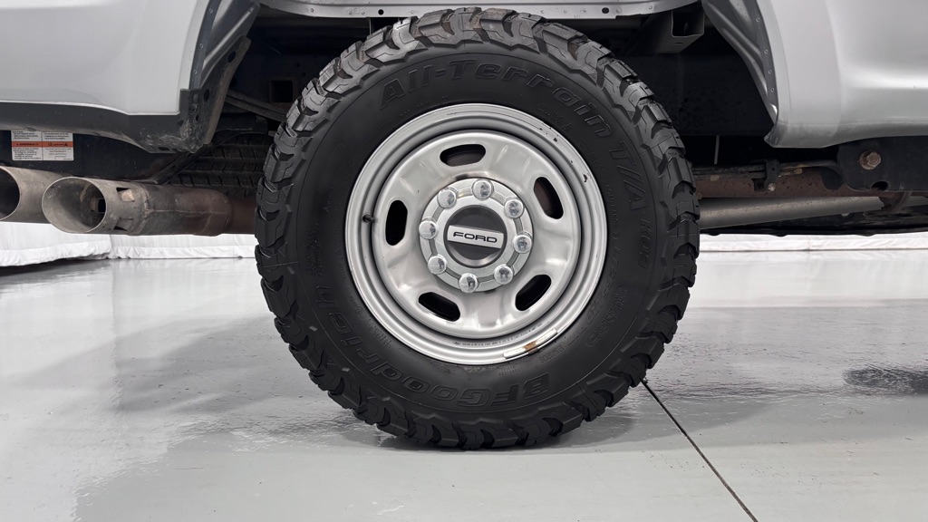 Photo 34 of this FORD F250 SUPER DUTY