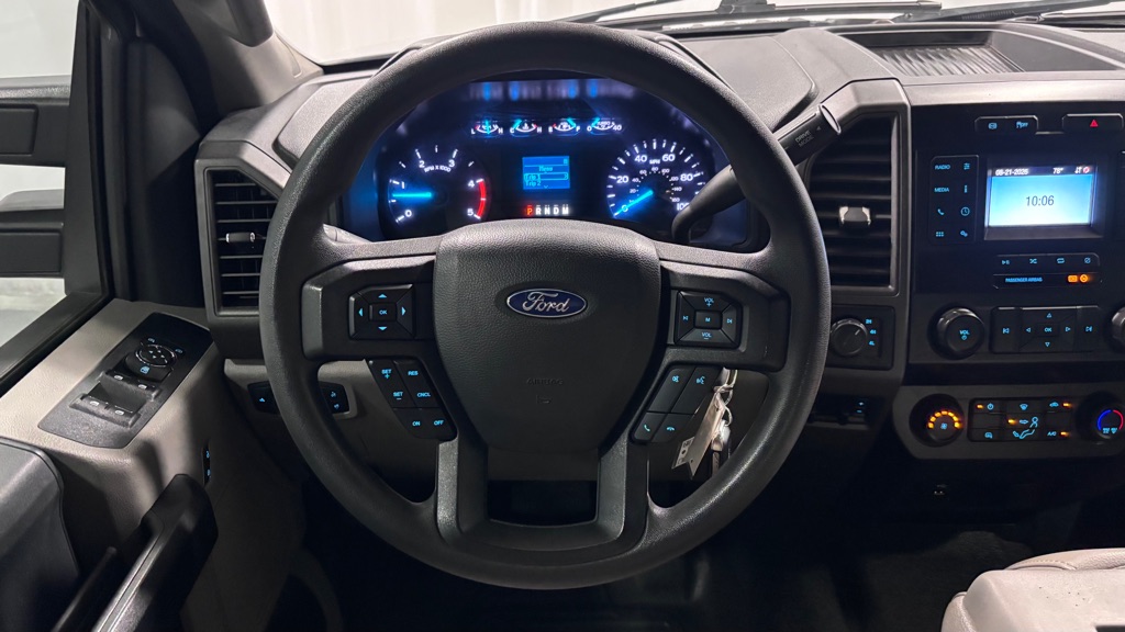 Photo 13 of this FORD F250 SUPER DUTY