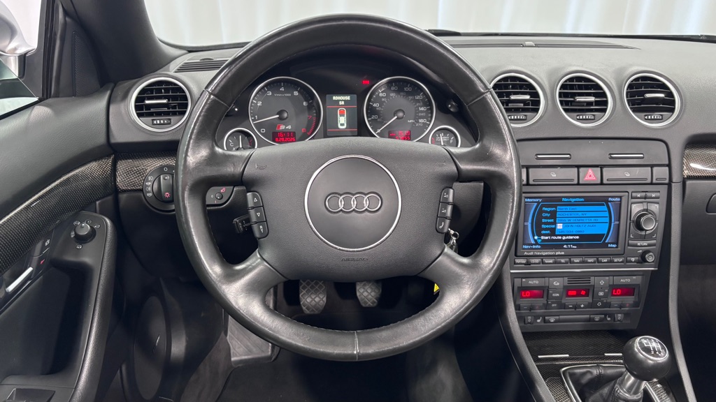 Photo 21 of this AUDI S4 QUATTRO CABR