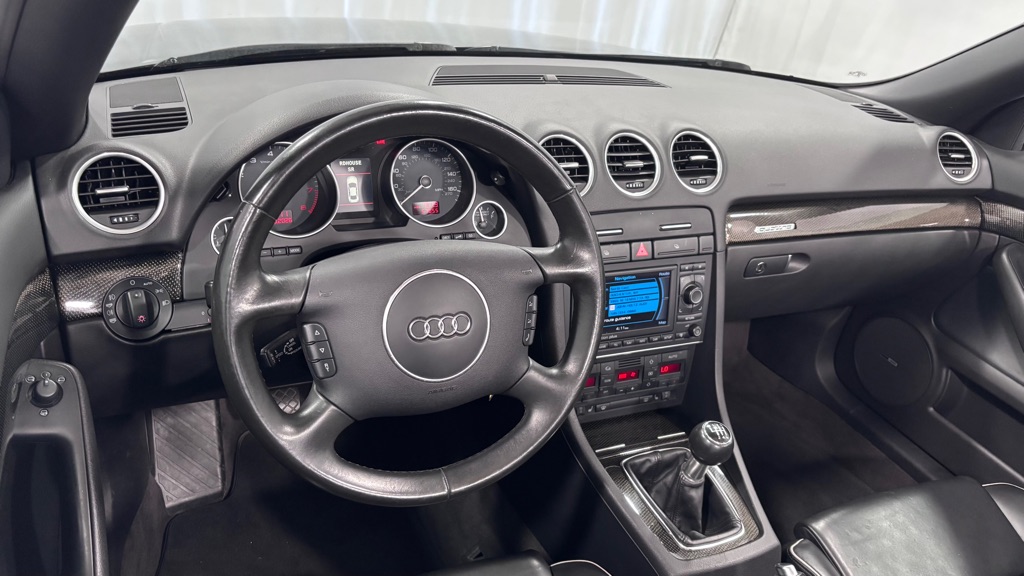 Photo 17 of this AUDI S4 QUATTRO CABR