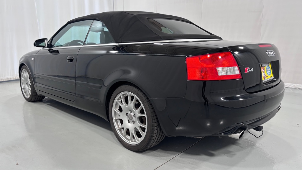 Photo 7 of this AUDI S4 QUATTRO CABR
