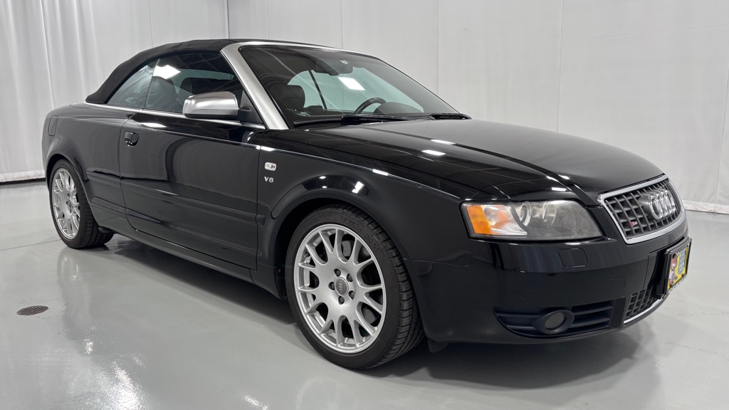 Photo 3 of this AUDI S4 QUATTRO CABR