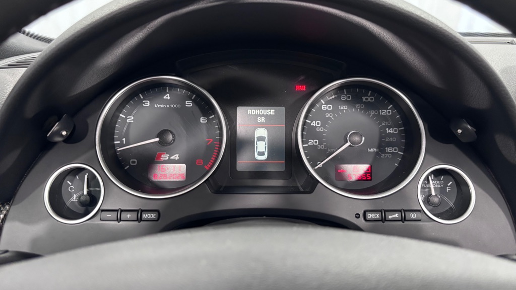 Photo 22 of this AUDI S4 QUATTRO CABR