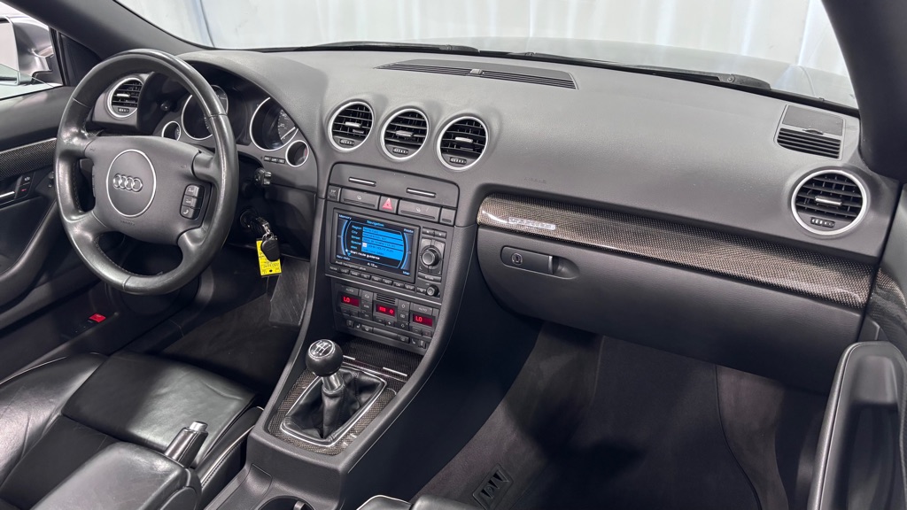 Photo 26 of this AUDI S4 QUATTRO CABR