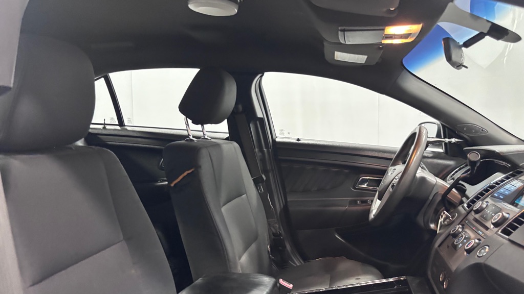 Photo 20 of this FORD TAURUS POLICE I