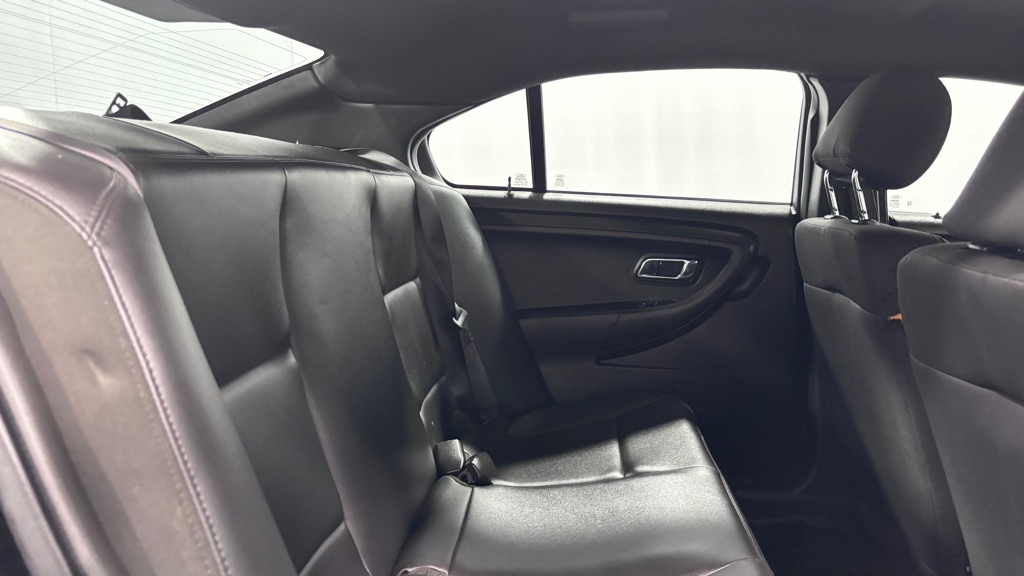 Photo 26 of this FORD TAURUS POLICE I