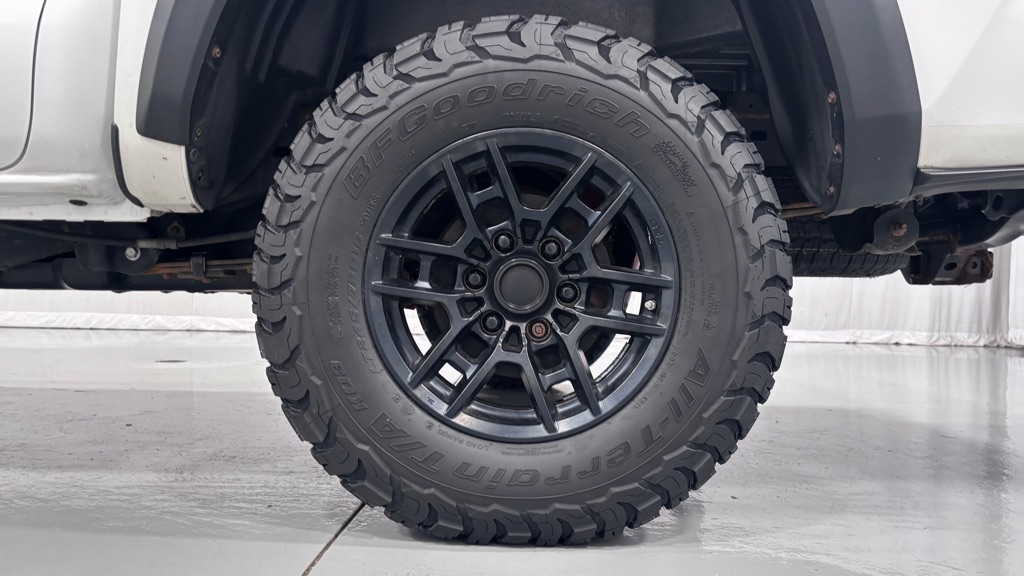 Photo 32 of this TOYOTA TACOMA TRD-PRO