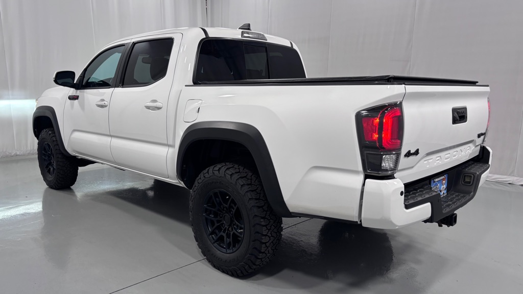 Photo 7 of this TOYOTA TACOMA TRD-PRO