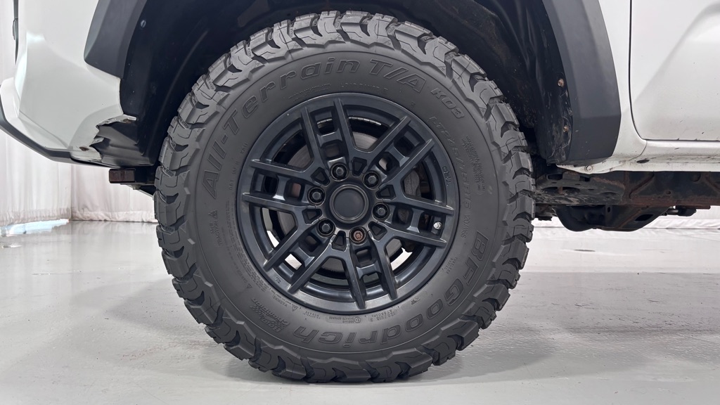 Photo 31 of this TOYOTA TACOMA TRD-PRO