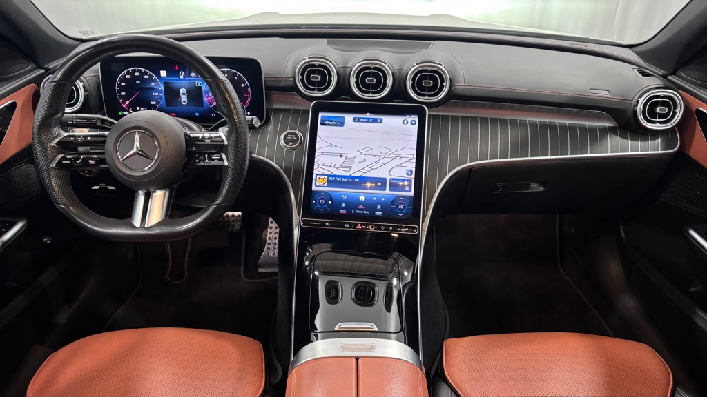 Photo 10 of this MERCEDES-BENZ C-CLASS C300 4M