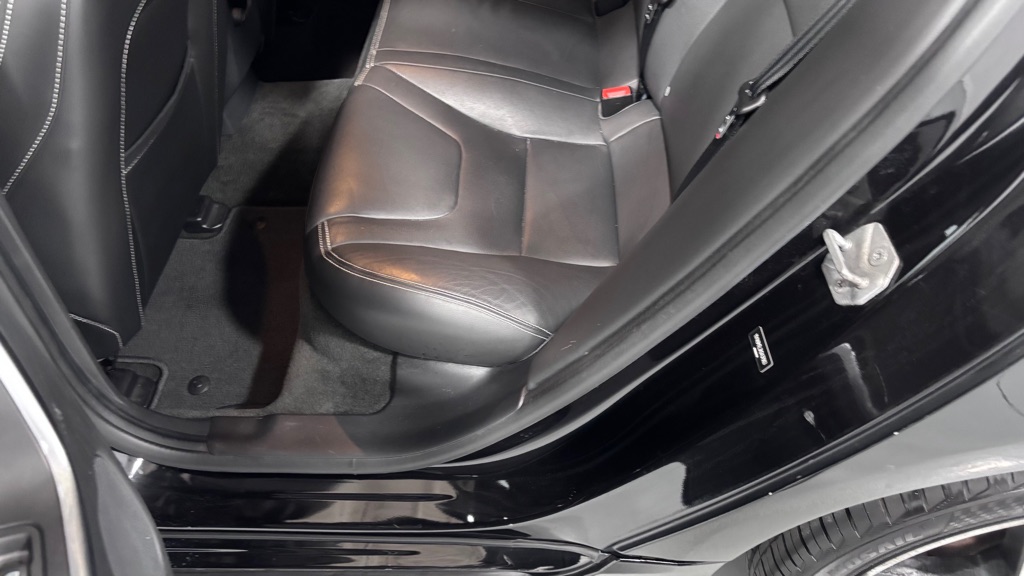 Photo 21 of this VOLVO S60 DYNAMIC