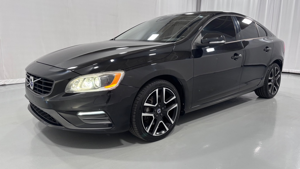 2017 VOLVO S60 DYNAMIC