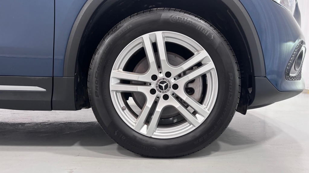Photo 33 of this MERCEDES-BENZ GLA 250 4MATIC