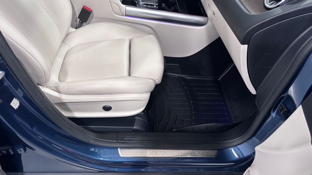 Photo 19 of this MERCEDES-BENZ GLA 250 4MATIC