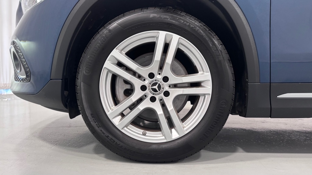 Photo 31 of this MERCEDES-BENZ GLA 250 4MATIC