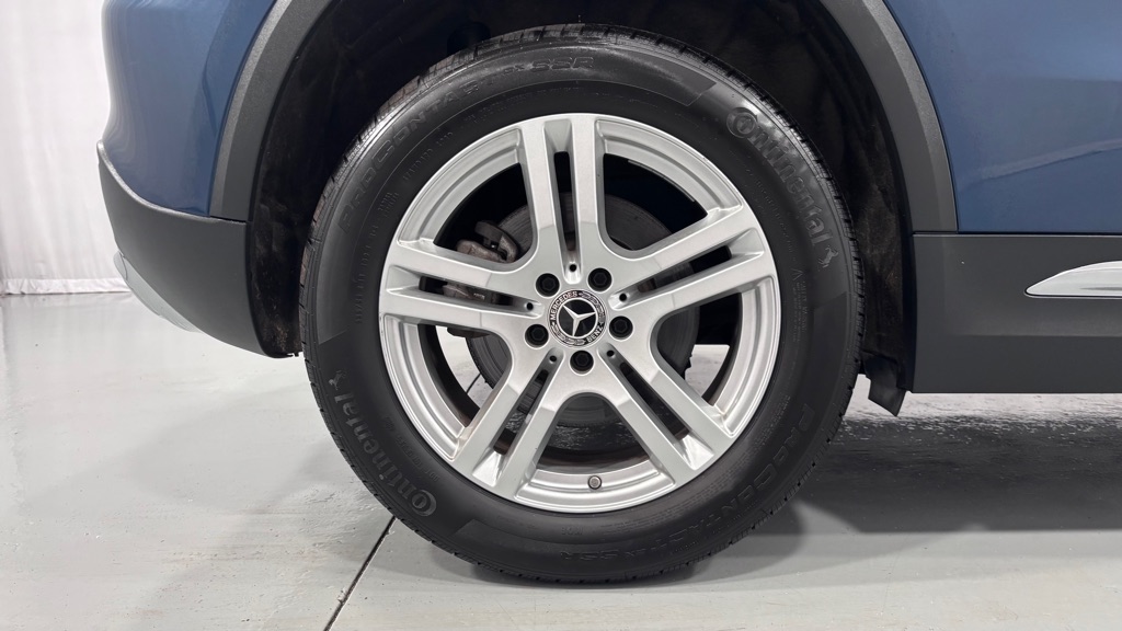 Photo 34 of this MERCEDES-BENZ GLA 250 4MATIC