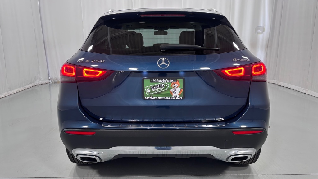 Photo 6 of this MERCEDES-BENZ GLA 250 4MATIC