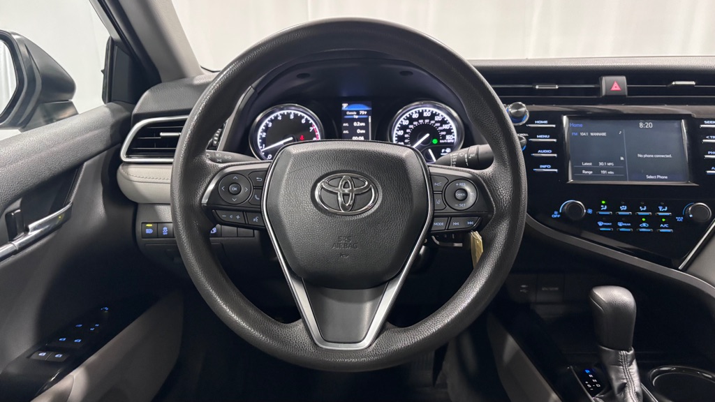 Photo 13 of this TOYOTA CAMRY LE