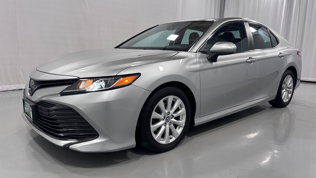2018 TOYOTA CAMRY LE