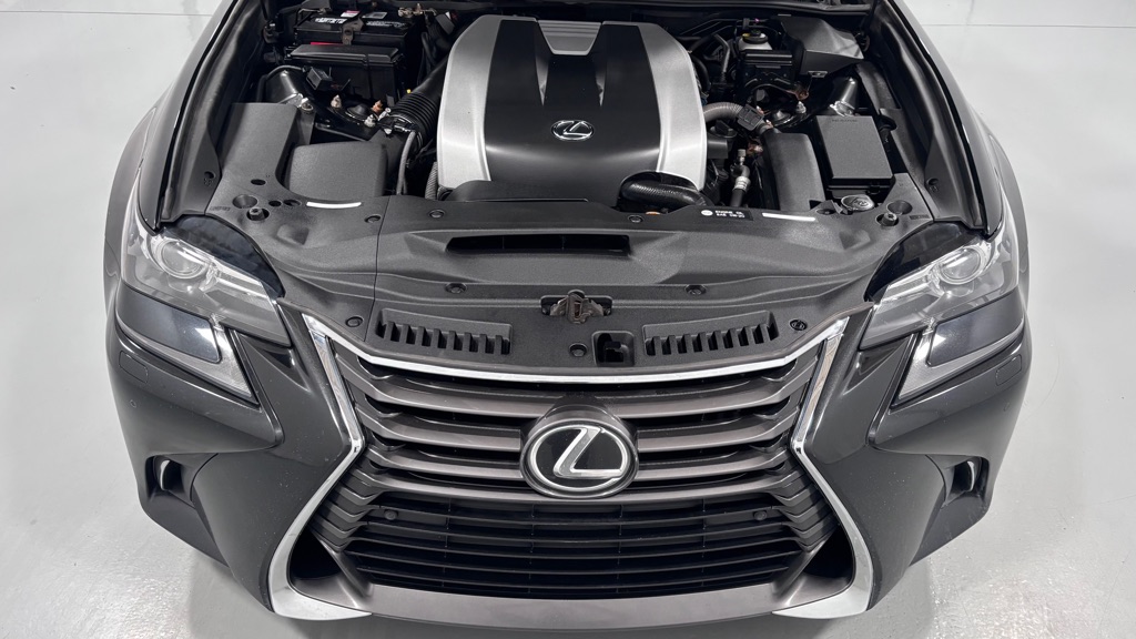 Photo 30 of this LEXUS GS 350 AWD