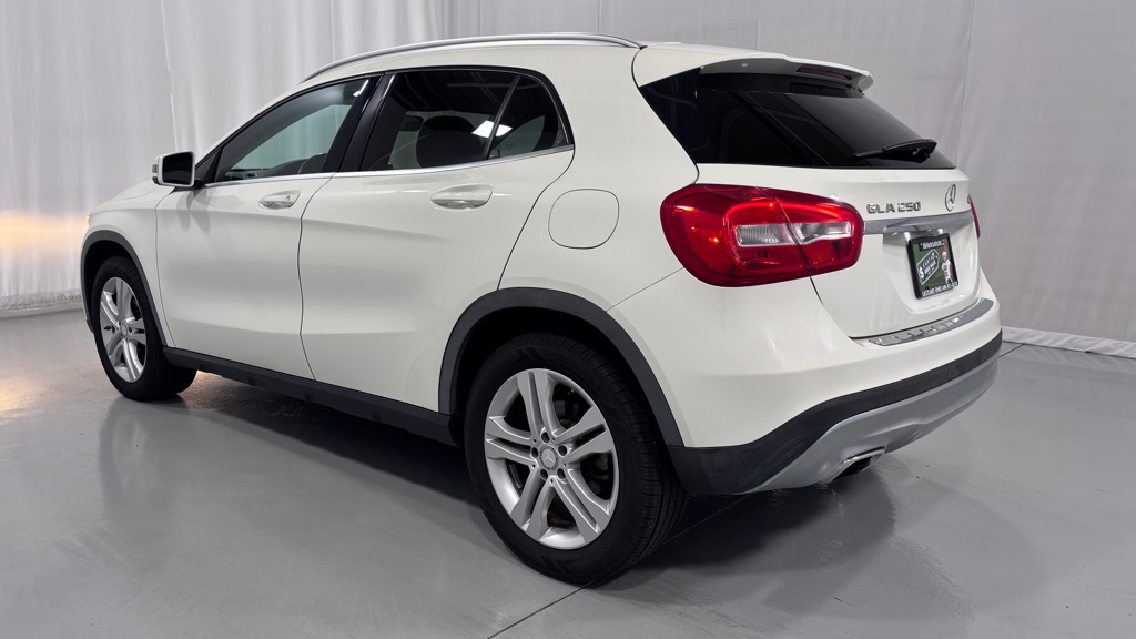 Photo 7 of this MERCEDES-BENZ GLA 250 4MATIC