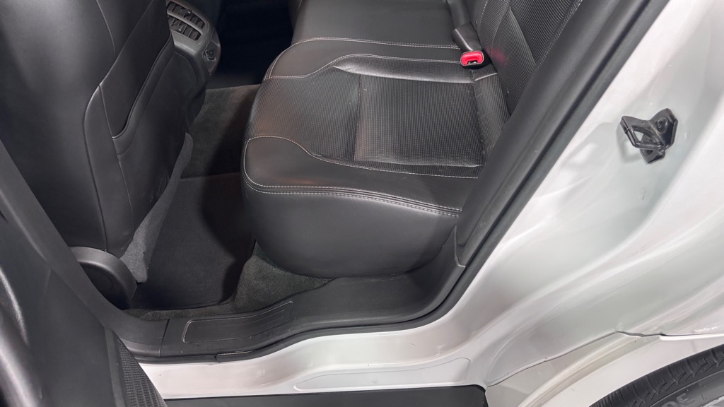 Photo 22 of this FORD TAURUS LIMITED