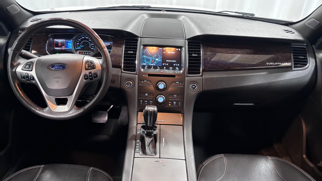Photo 10 of this FORD TAURUS LIMITED