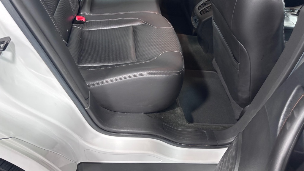 Photo 25 of this FORD TAURUS LIMITED
