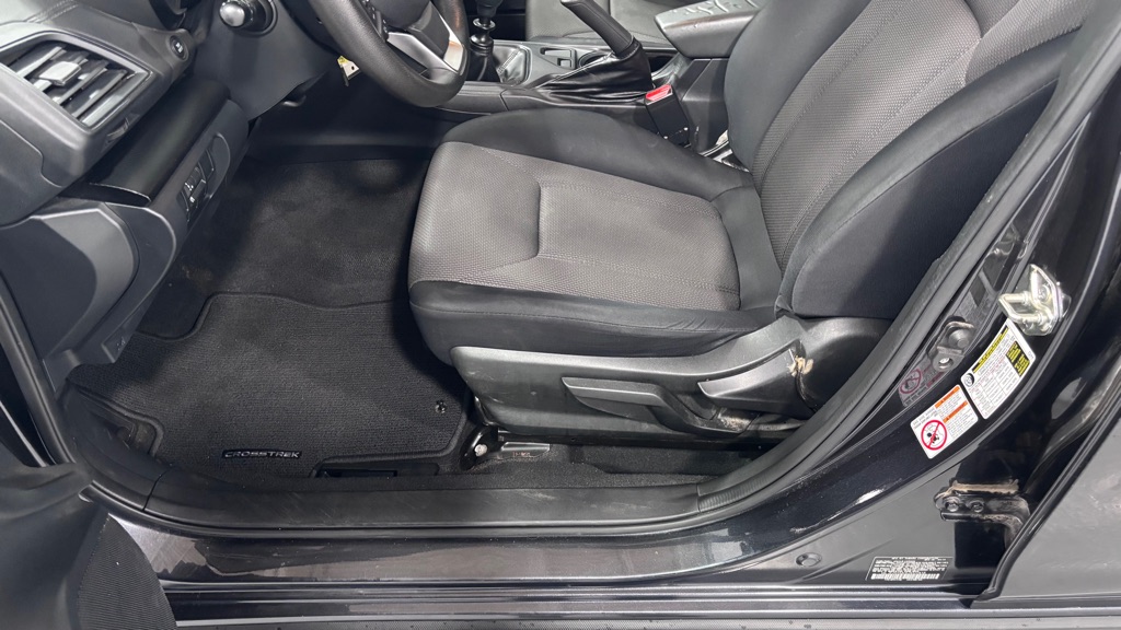 Photo 11 of this SUBARU CROSSTREK