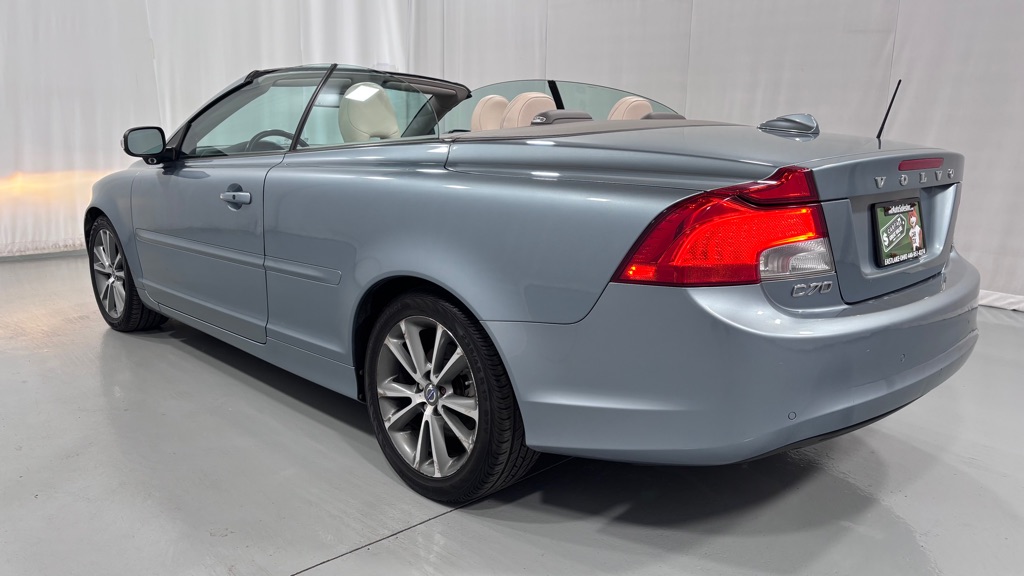 Photo 15 of this VOLVO C70 T5