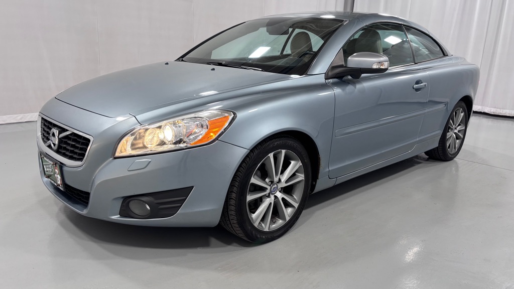 2011 VOLVO C70 T5