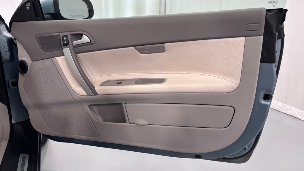 Photo 29 of this VOLVO C70 T5