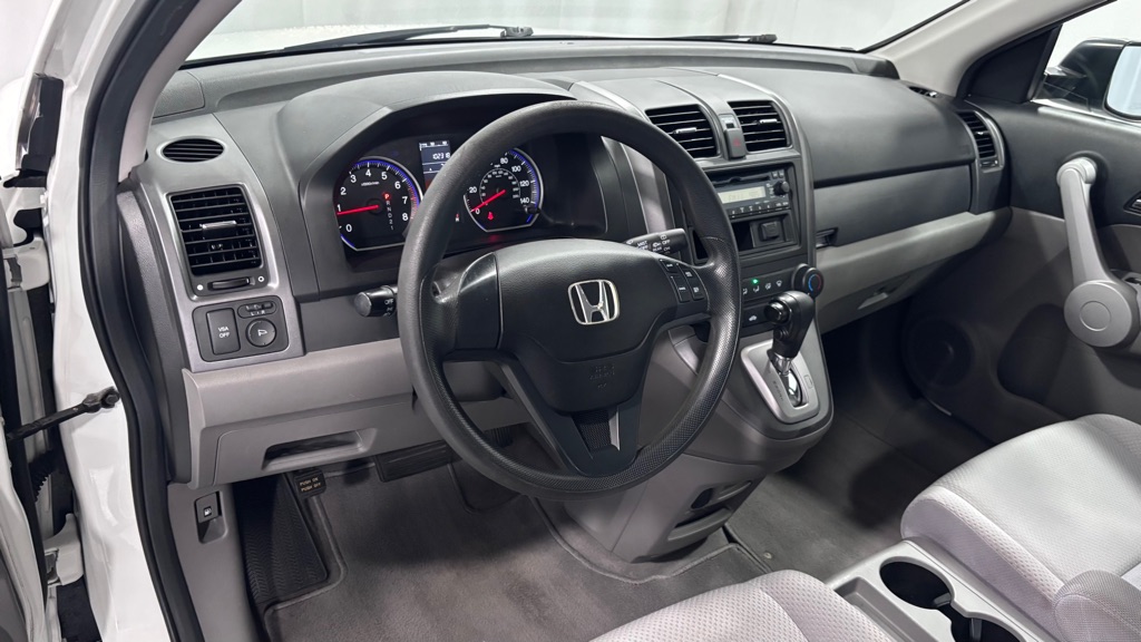 Photo 9 of this HONDA CR-V LX