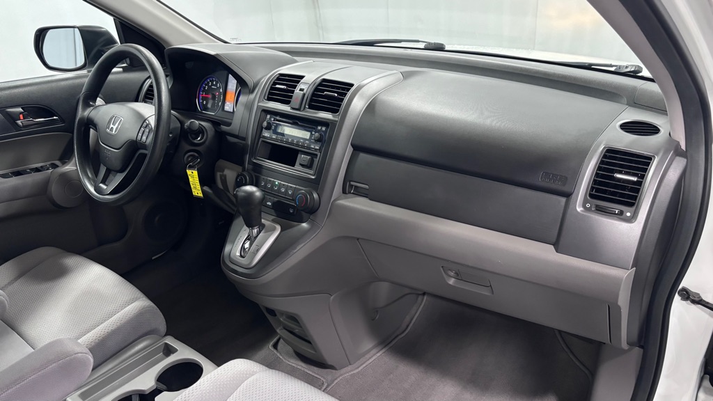 Photo 18 of this HONDA CR-V LX