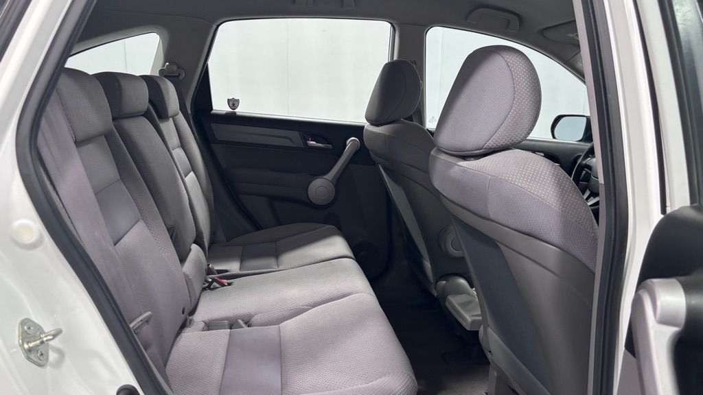 Photo 26 of this HONDA CR-V LX
