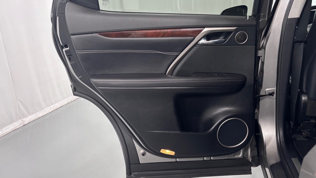 Photo 24 of this LEXUS RX 350