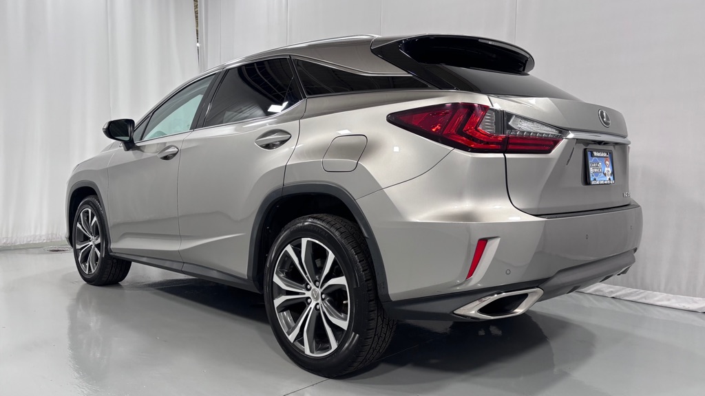 Photo 7 of this LEXUS RX 350