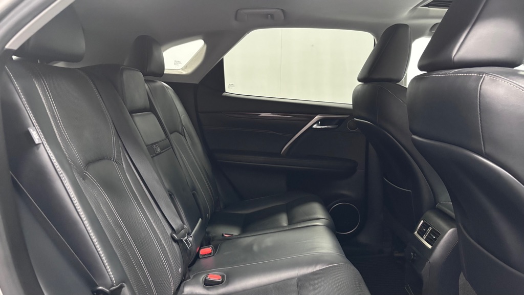 Photo 26 of this LEXUS RX 350