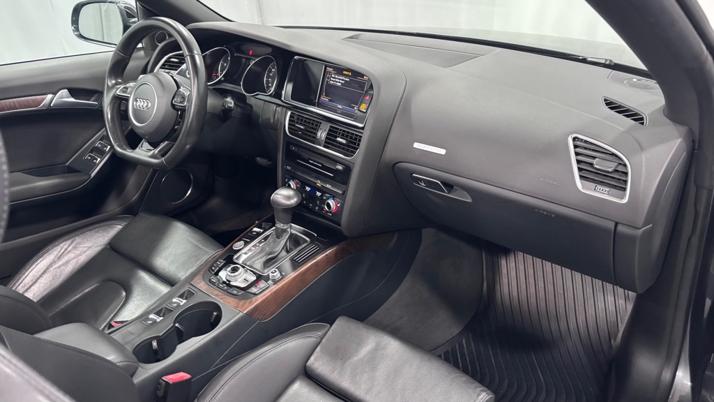 Photo 26 of this AUDI A5 2.OT SPORT