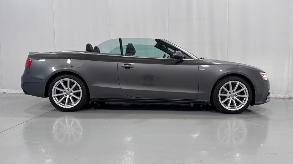 Photo 12 of this AUDI A5 2.OT SPORT