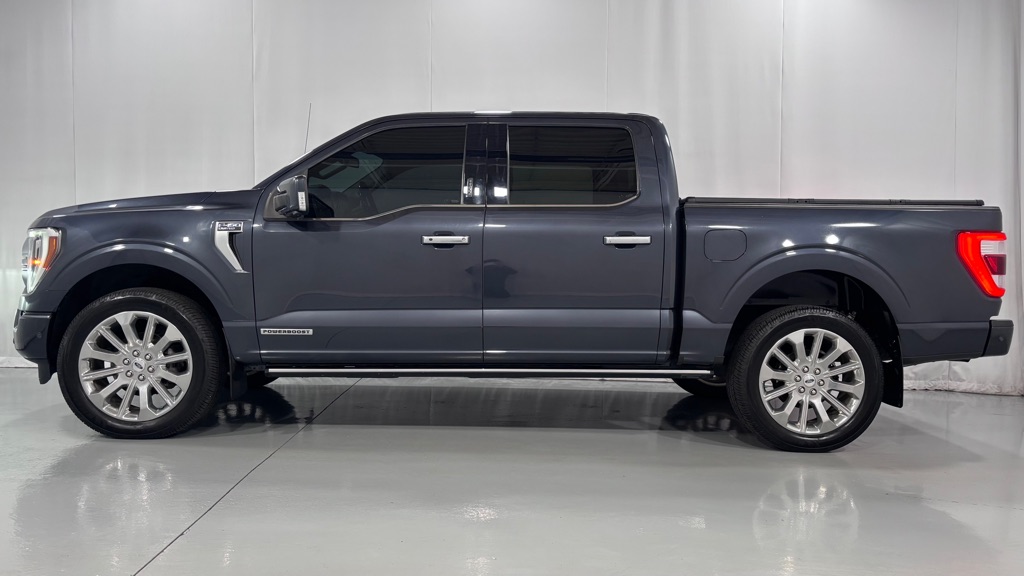 Photo 8 of this FORD F150 LIMITED