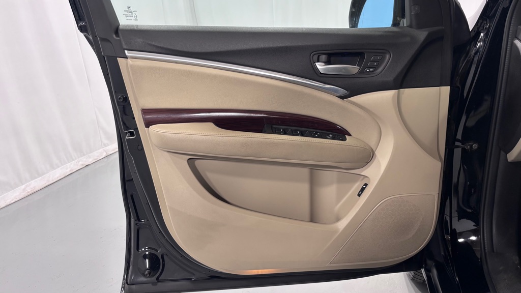 Photo 17 of this ACURA MDX TECHNOLOGY