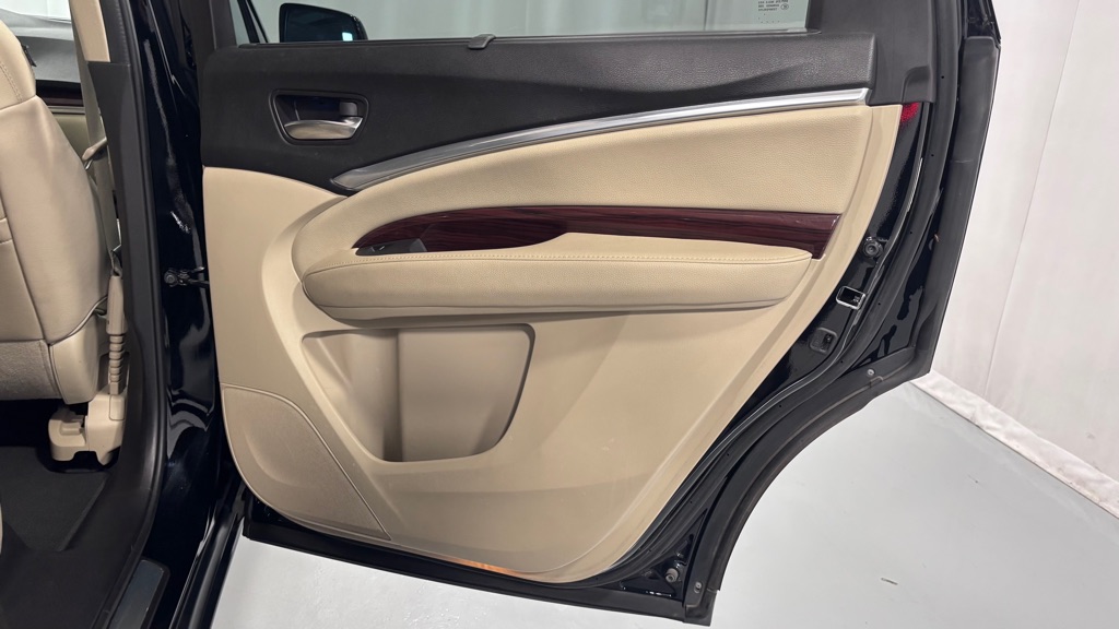 Photo 28 of this ACURA MDX TECHNOLOGY